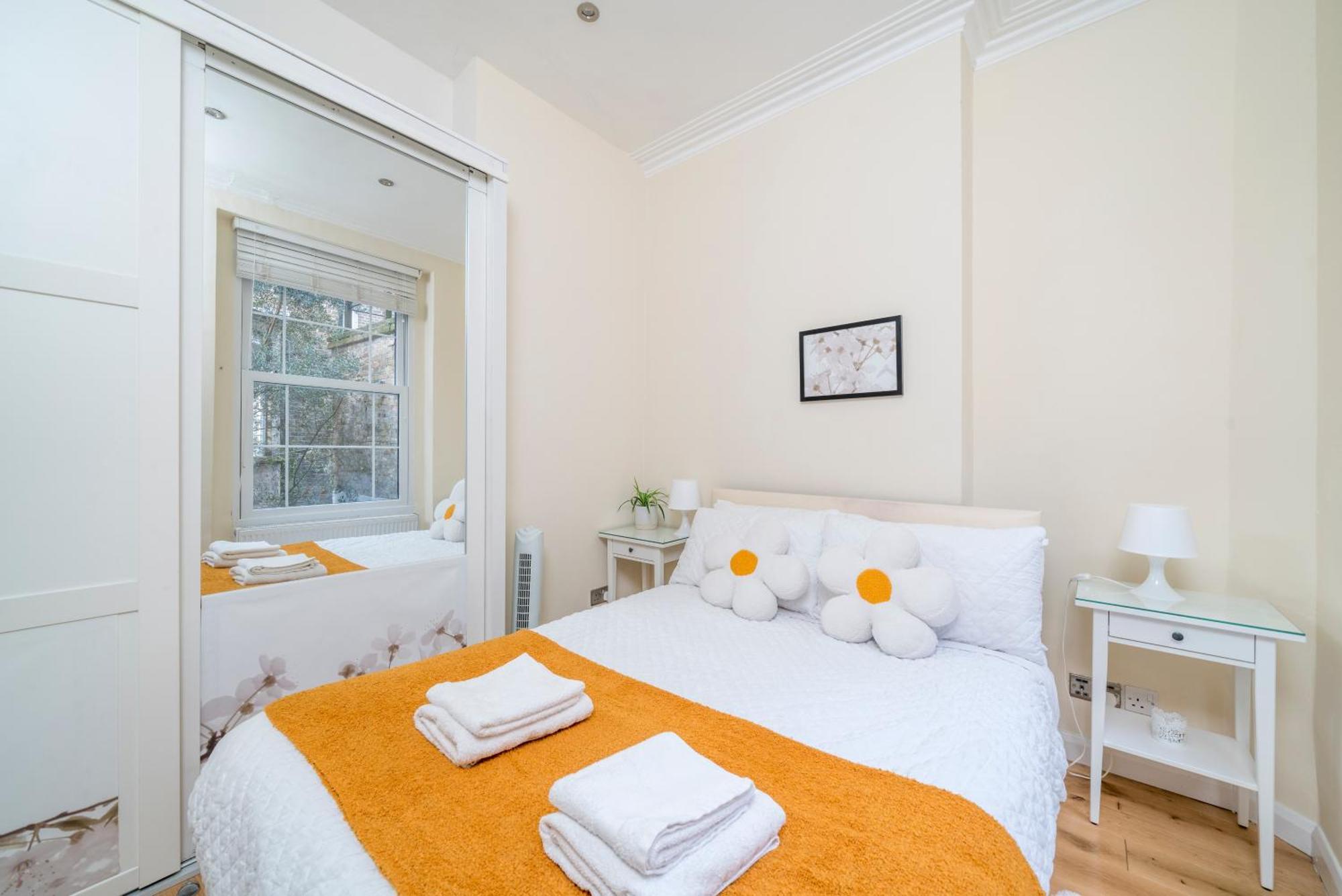 Charming & Modern Apartment, Heart Of Notting Hill, Prime Location, Close To Kensington Palace & Oxford Street * London